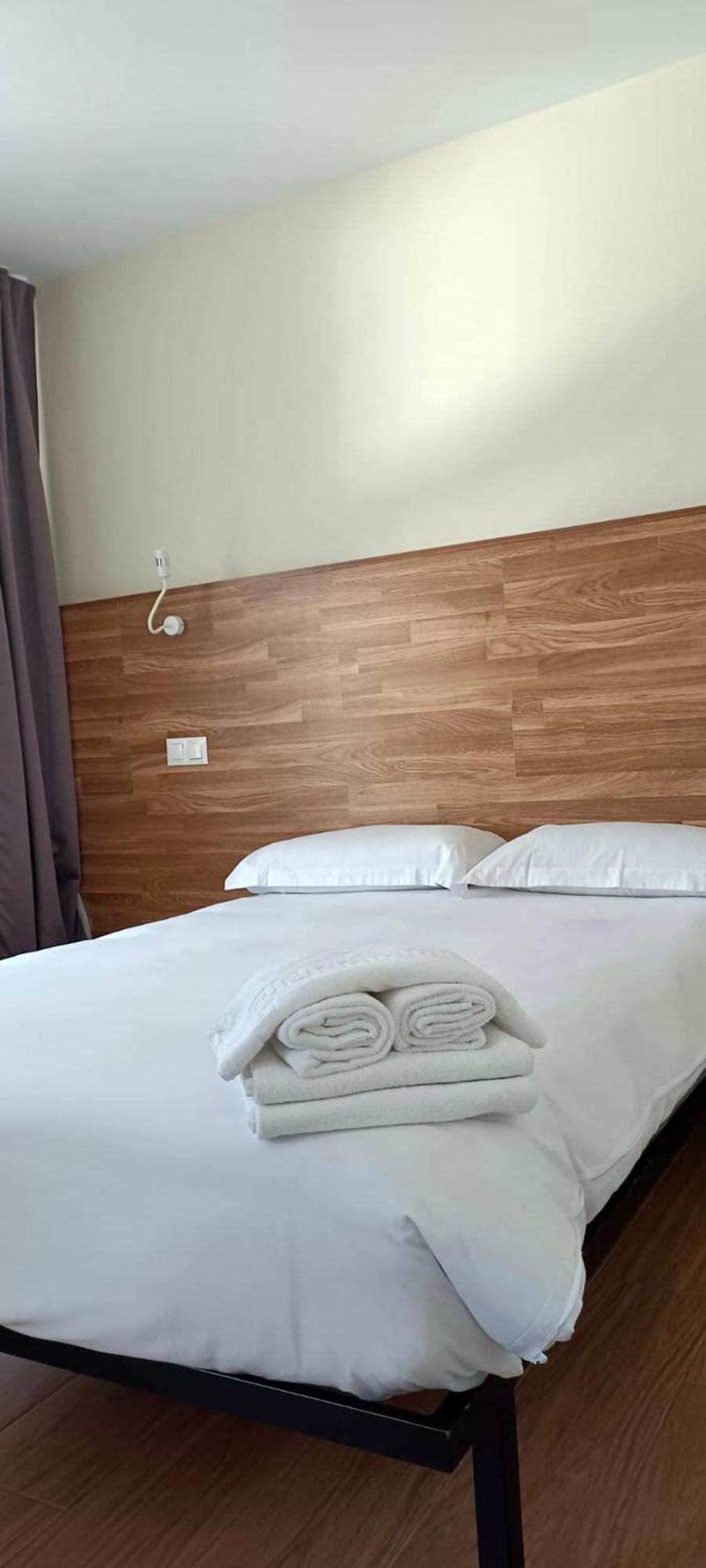 Apartahotel Golden Alcala Alcalá de Henares Exteriér fotografie